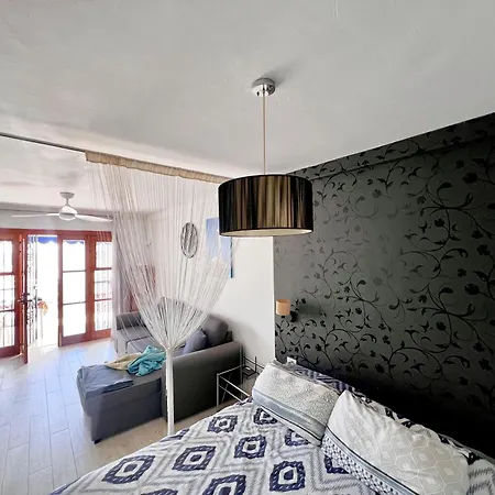 As De Casas - Port Royale With Pool Apartment Los Cristianos (Tenerife)